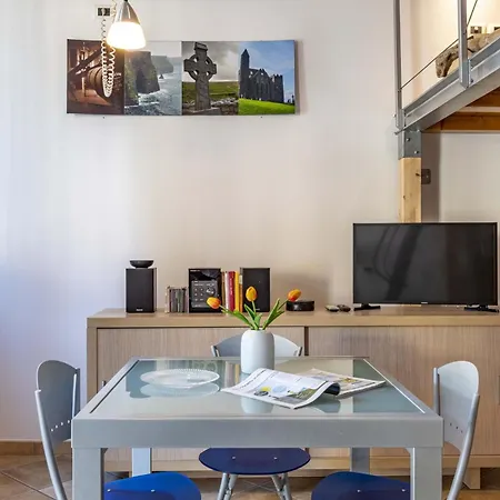 Italian Experience-florentine Careggi Loft Apartment *